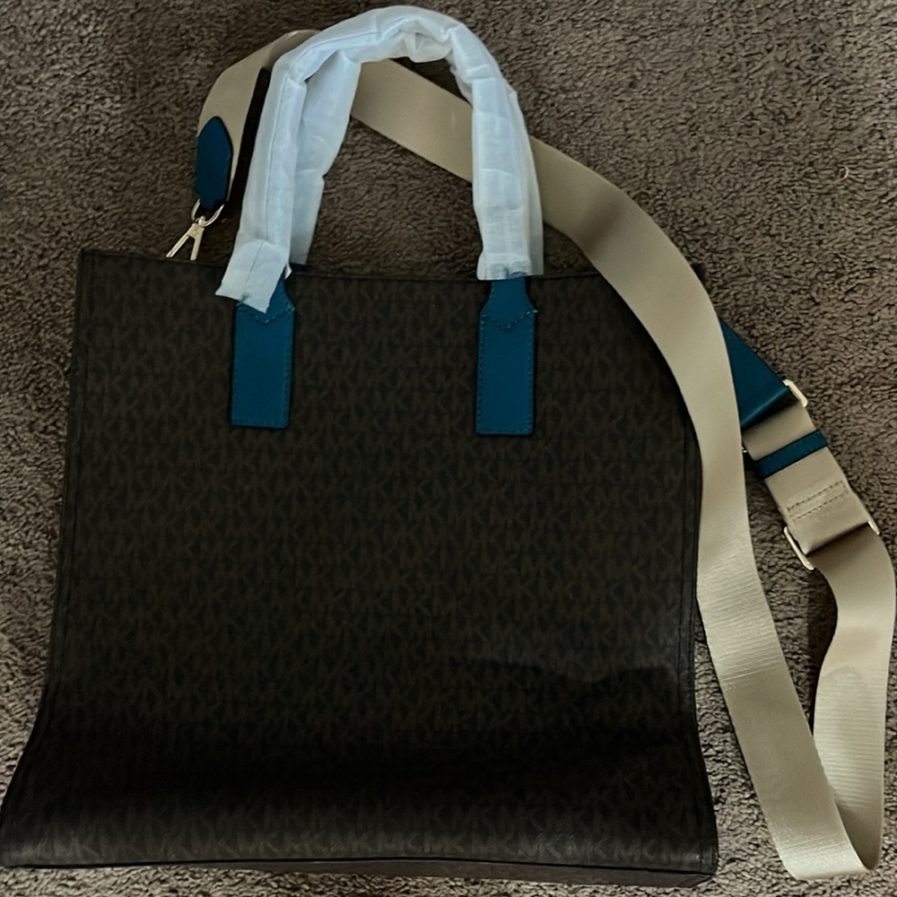 Brand new Michael Kors teal accent bag - Picture 3 of 8